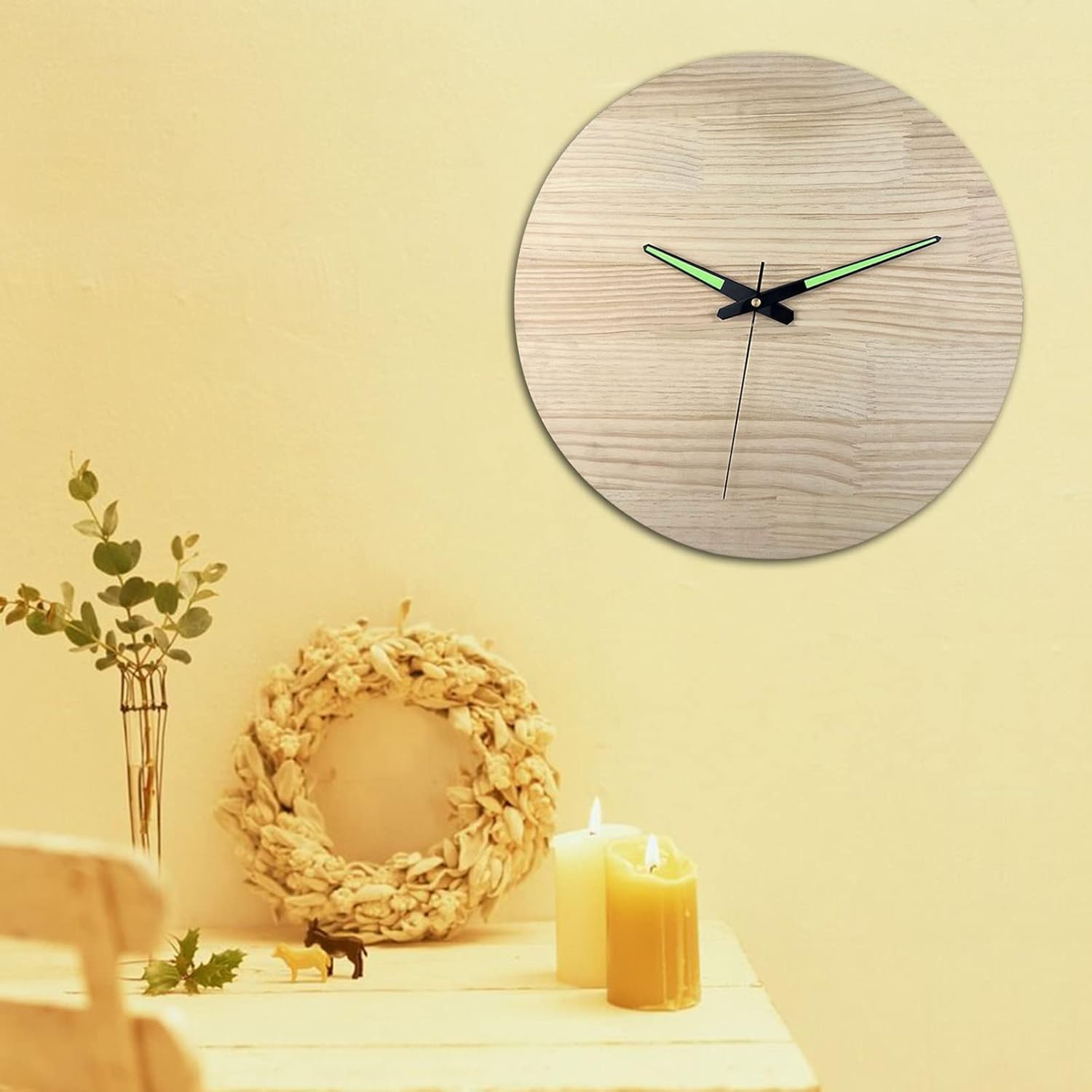A compact crystal quartz clock movement part for repairing and replacing clocks